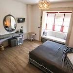 Casa Rubino Hotel *