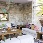 ホテル Casa Rubino アラカティ