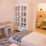 Casa Rubino Hotel *