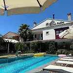 מלון Casa Rubino אלאקאטי