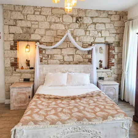 מלון Casa Rubino אלאקאטי